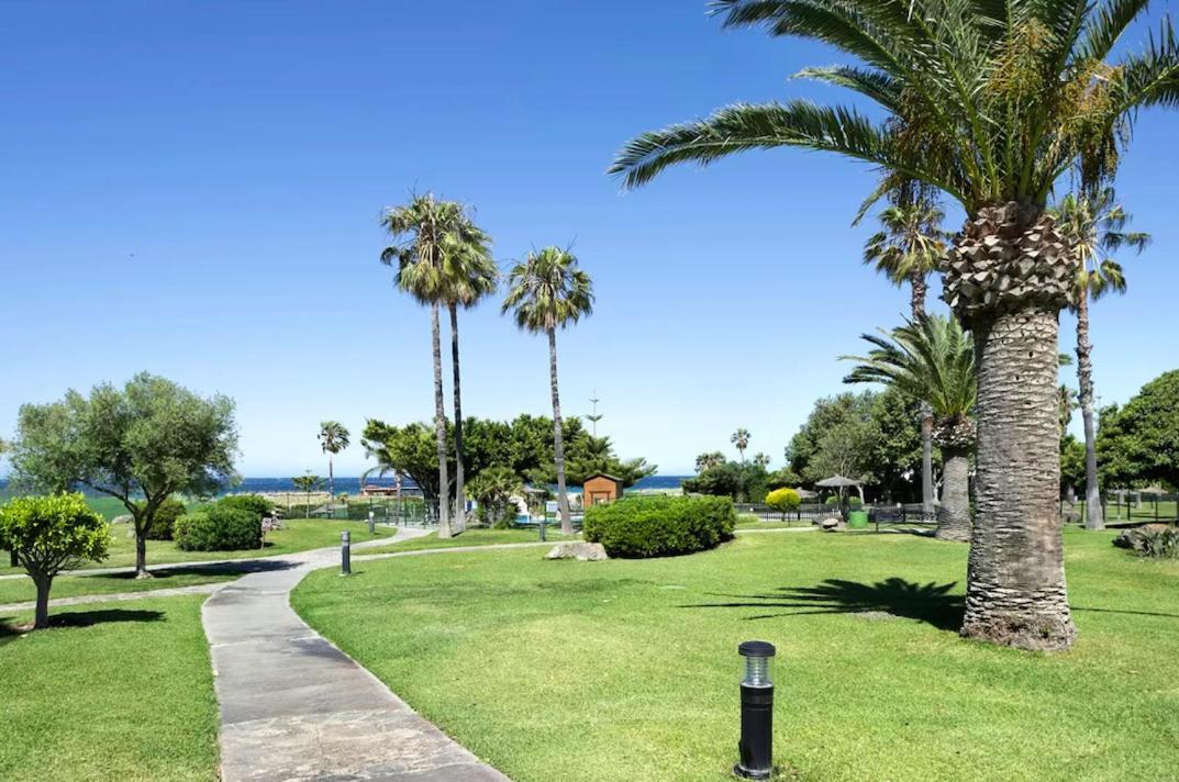 Semifrontal Con Vistas A Pie De Playawifi Lägenhet Zahara de los Atunes Exteriör bild